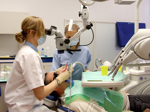 Descripción del método quirúrgico para el tratamiento de la inflamación del nervio dental.